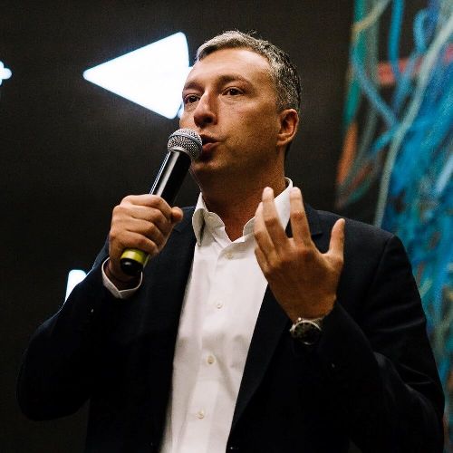 Глеб Сахрай